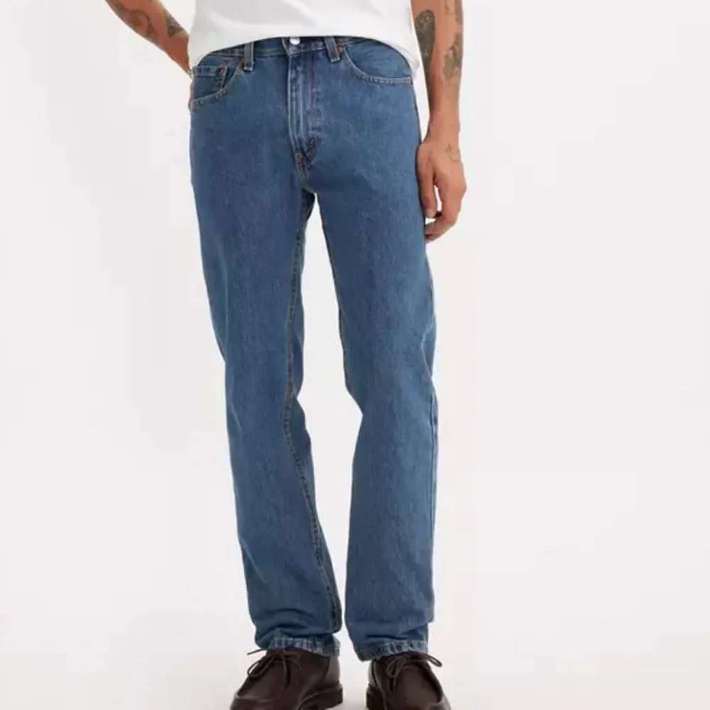MEN’s CLASSIC STRAIGHT LEG 505 34/30 ZIP-FLY MEDIUM‎ BLUE WASH CASUAL JEANS EUC